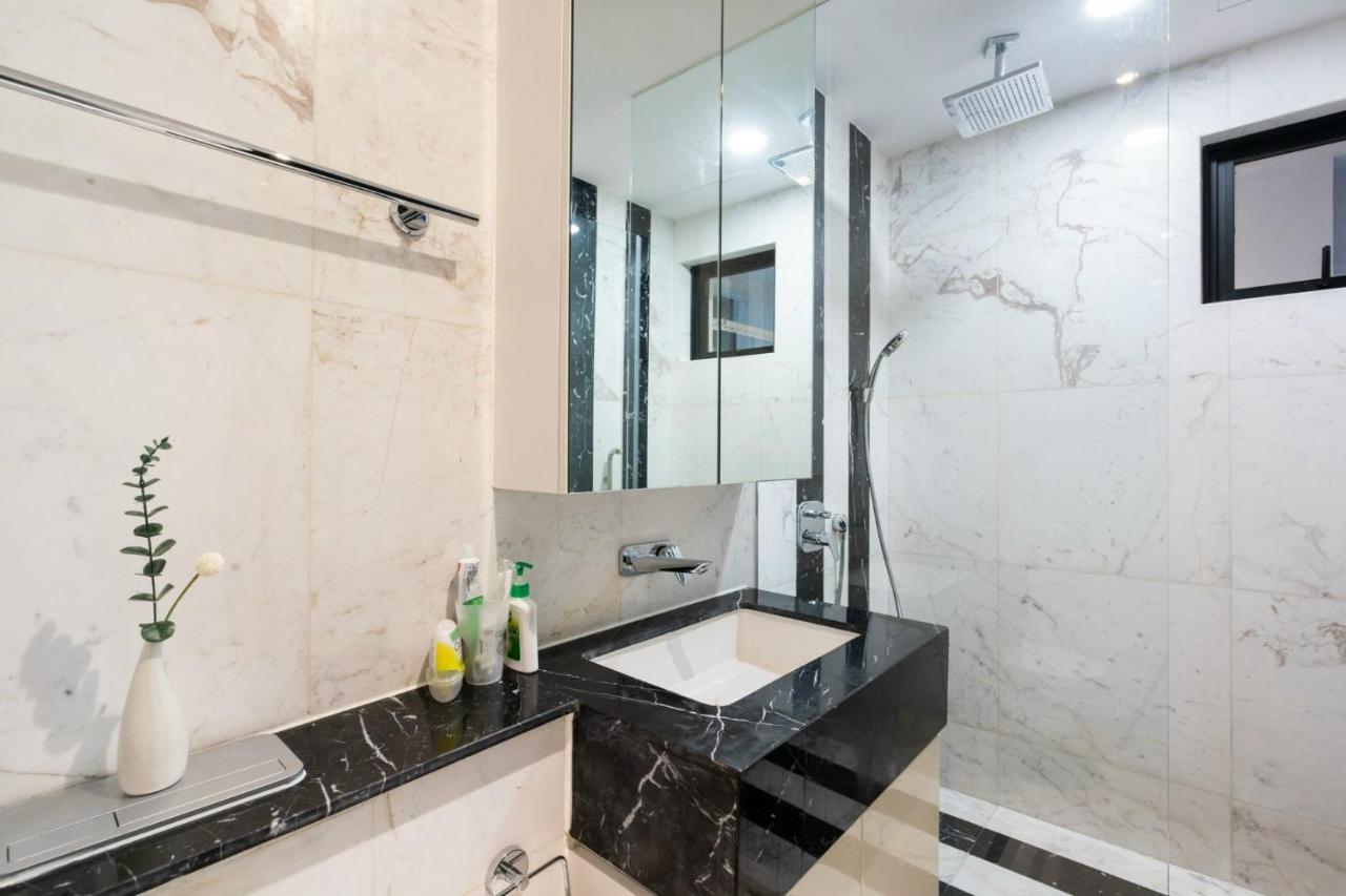 Luxury D1Mension In District 1 Freepoolsaunagym Ho Chi Minh City Exterior photo